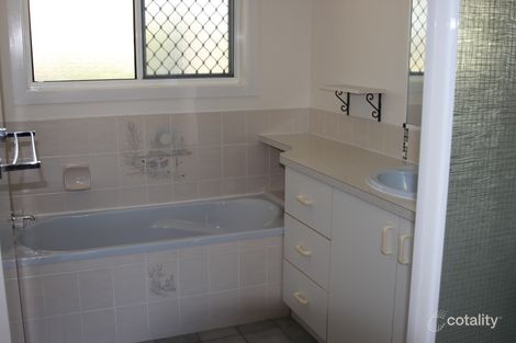 Property photo of 3 Diana Place Urangan QLD 4655