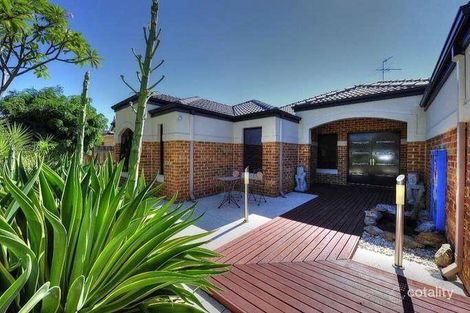 Property photo of 4 Annie Place Coodanup WA 6210