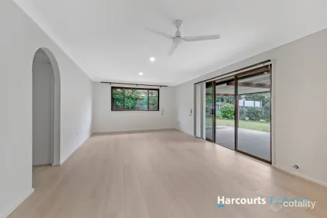 Property photo of 22 Hibiscus Place Cherrybrook NSW 2126