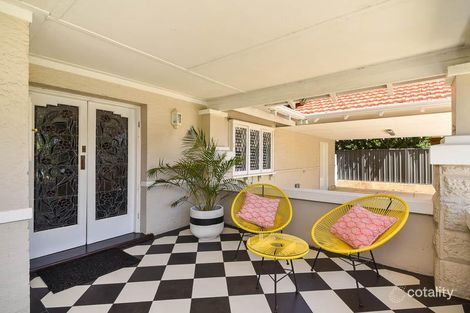 Property photo of 32 Boronia Avenue Nedlands WA 6009