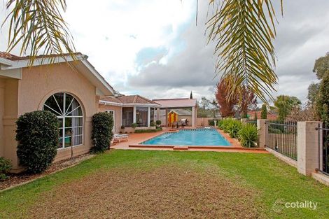 Property photo of 6 The Meadow Thurgoona NSW 2640