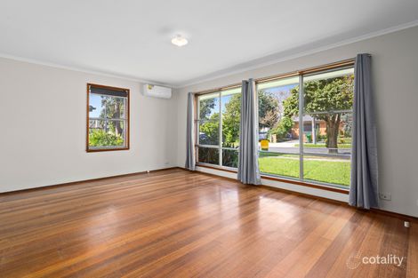Property photo of 31 Wimpole Crescent Bellfield VIC 3081