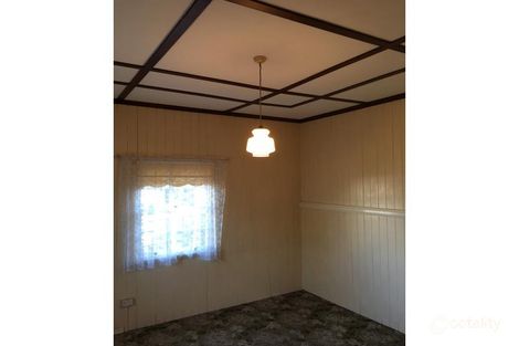 Property photo of 41 Henderson Street Oxley QLD 4075