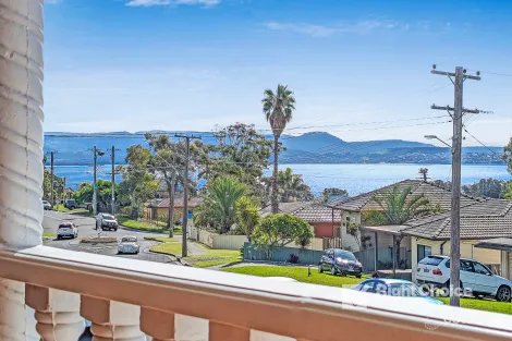 Property photo of 85 Landy Drive Mount Warrigal NSW 2528