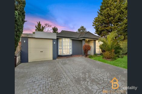 Property photo of 74 Silvereye Crescent Werribee VIC 3030