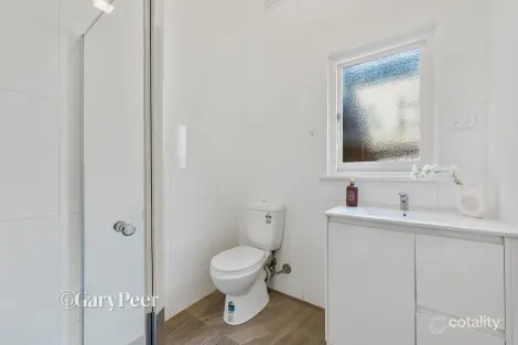 Property photo of 55 Leila Road Ormond VIC 3204