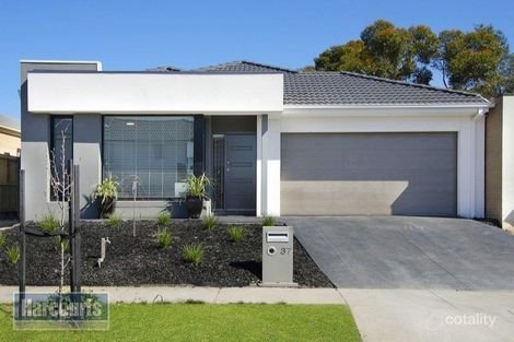 37 Wurrook Cct, North Geelong, VIC 3215