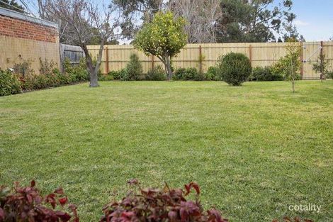 Property photo of 77 Spring Road Hampton East VIC 3188