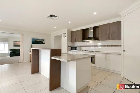 Property photo of 10 Diane Place Inverloch VIC 3996