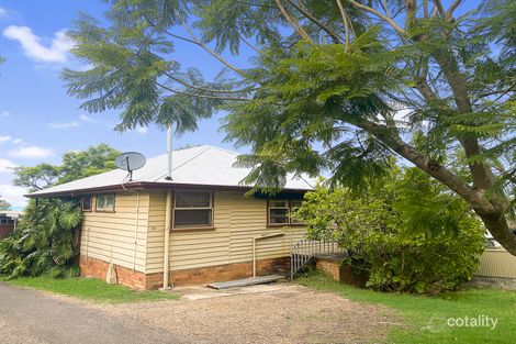 11b Bolton Point Rd, Bolton Point, NSW 2283