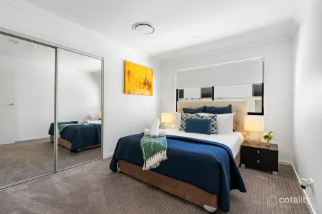 Property photo of 91 T E Peters Drive Broadbeach Waters QLD 4218