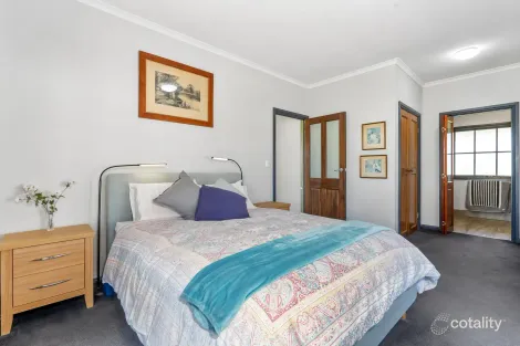Property photo of 167 Short Road Gisborne VIC 3437