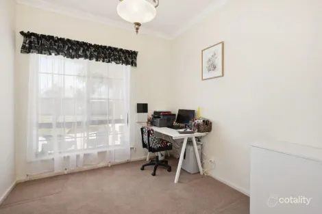 Property photo of 20 Waten Place Canning Vale WA 6155