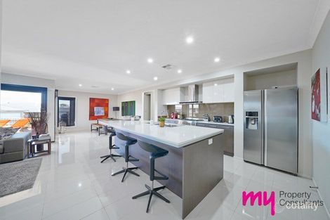 Property photo of 31 Kingsman Avenue Elderslie NSW 2570