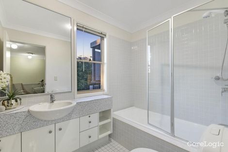 Property photo of 125A Coutts Street Bulimba QLD 4171