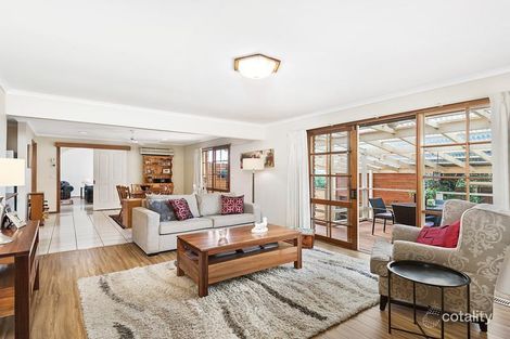 Property photo of 12 Oxford Close Croydon Hills VIC 3136