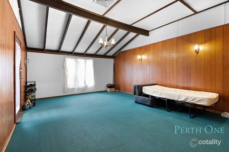 Property photo of 40 Wanaping Road Kenwick WA 6107