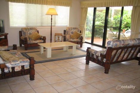 Property photo of 2/35-41 Beachcomber Court Burleigh Waters QLD 4220