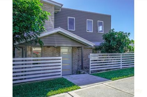 Property photo of 1/49 Lurnea Crescent Valentine NSW 2280