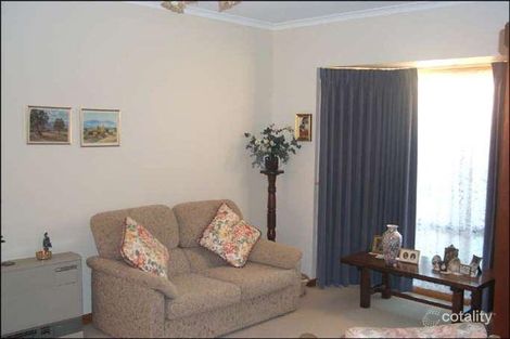 Property photo of 10 Carroll Street Horsham VIC 3400