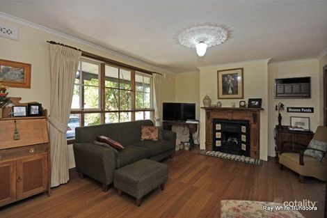 Property photo of 10 McGlynn Avenue South Morang VIC 3752