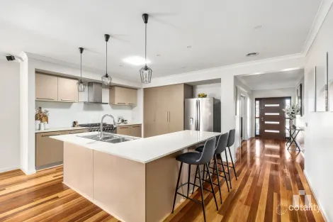 Property photo of 4 Jondarvan Drive Mernda VIC 3754