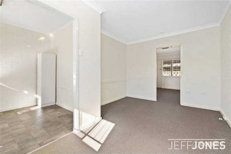 Property photo of 4/8 Boongall Road Camp Hill QLD 4152