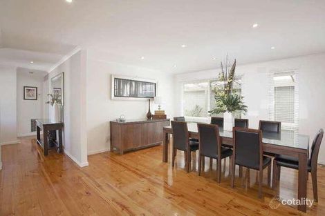 Property photo of 13 Palagia Court Strathmore Heights VIC 3041