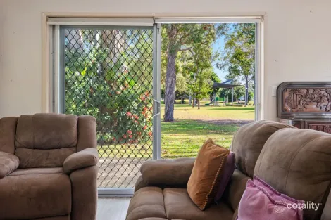 Property photo of 9 Moana Park Avenue Broadbeach Waters QLD 4218
