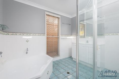 Property photo of 41 Kenhaven Street Kenmore QLD 4069