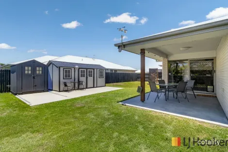 Property photo of 4 Samphire Street Eli Waters QLD 4655