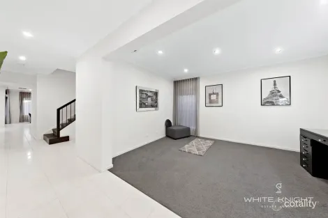 Property photo of 21 Harrier Circuit Deanside VIC 3336