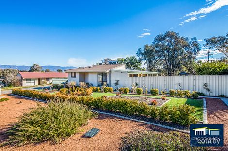 Property photo of 4 Bolton Place Wanniassa ACT 2903