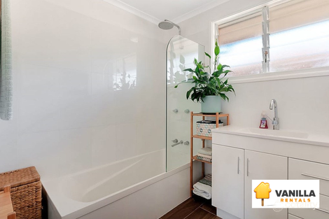 Property photo of 15 Thornlaw Street Durack QLD 4077