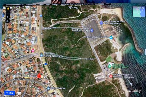 Property photo of 8 Village Walk Ocean Reef WA 6027