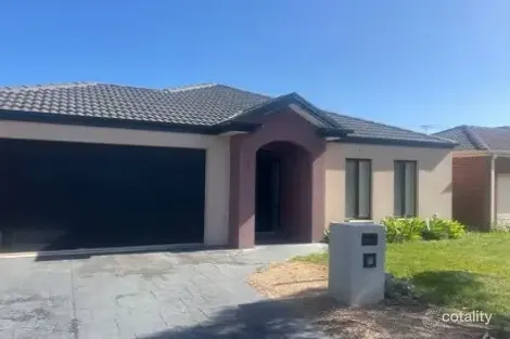 2 Strutt Pl, Caroline Springs, VIC 3023