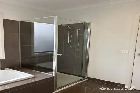 Property photo of 240 Station Road Cairnlea VIC 3023