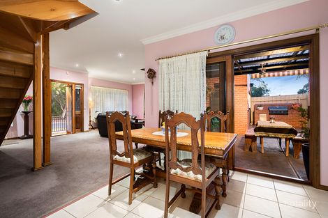 Property photo of 2 Ramsay Street Aberfeldie VIC 3040