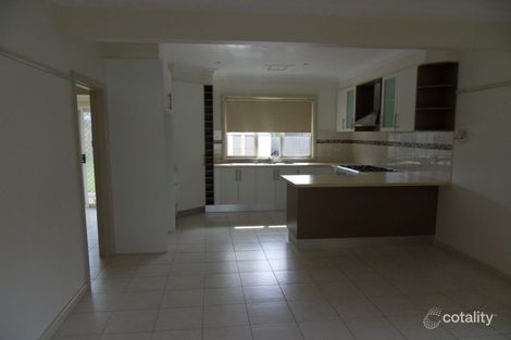 Property photo of 16 Viola Avenue Brooklyn VIC 3012