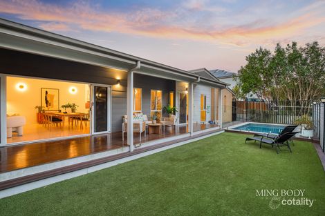 Property photo of 8 Wattle Place Gumdale QLD 4154