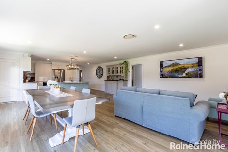 Property photo of 68 Wentworth Drive Kelso NSW 2795