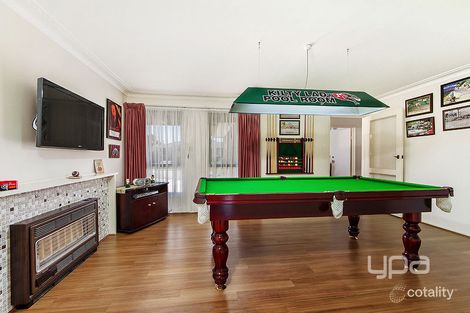 Property photo of 9 Mavis Crescent Kings Park VIC 3021