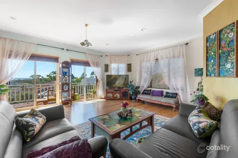 Property photo of 23 Echidna Place Blackbutt NSW 2529