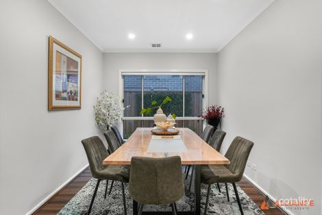 Property photo of 15 Rouge Avenue Wollert VIC 3750