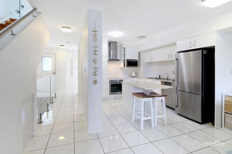 Property photo of 44/100 Morala Avenue Runaway Bay QLD 4216