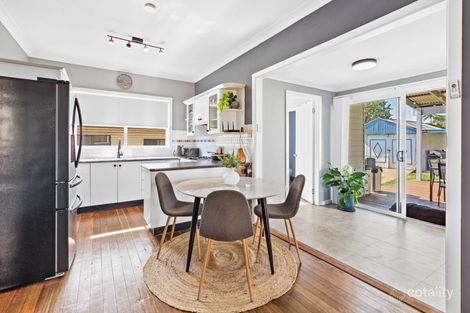 Property photo of 27 Second Avenue Rutherford NSW 2320
