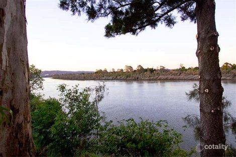 9a King Arthur Tce, Tennyson, QLD 4105