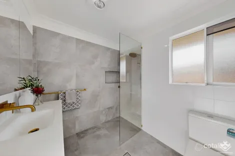 Property photo of 6 Lacebark Street Stretton QLD 4116