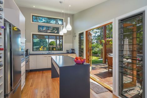 Property photo of 8 Walmer Avenue Sanctuary Point NSW 2540