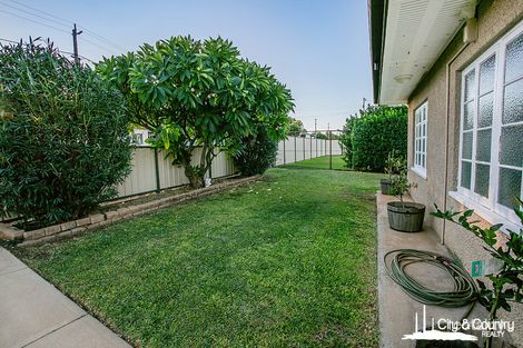 Property photo of 42 Deighton Street Mornington QLD 4825